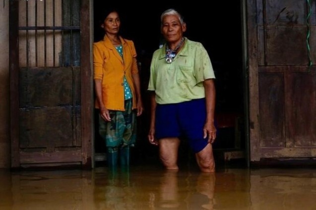 Dan ‘ron lu’ o Hue 1 tuan 3 lan chay lut: 'Chung toi kiet suc roi' hinh anh