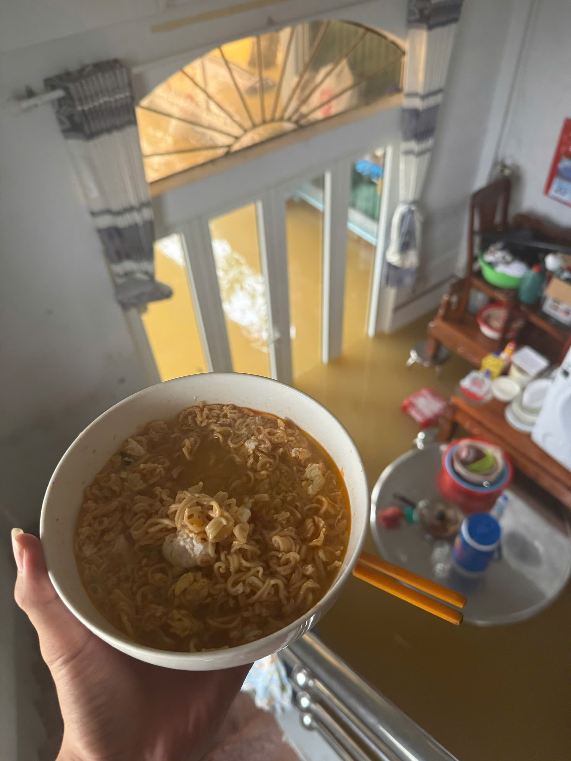 hue ngap lich su anh 4