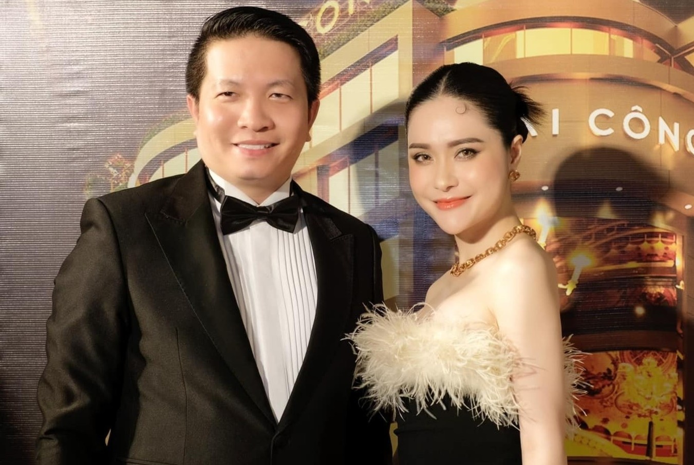 Vo chong Doan Di Bang khoe sieu xe, biet thu 400 ty truoc be boi hinh anh