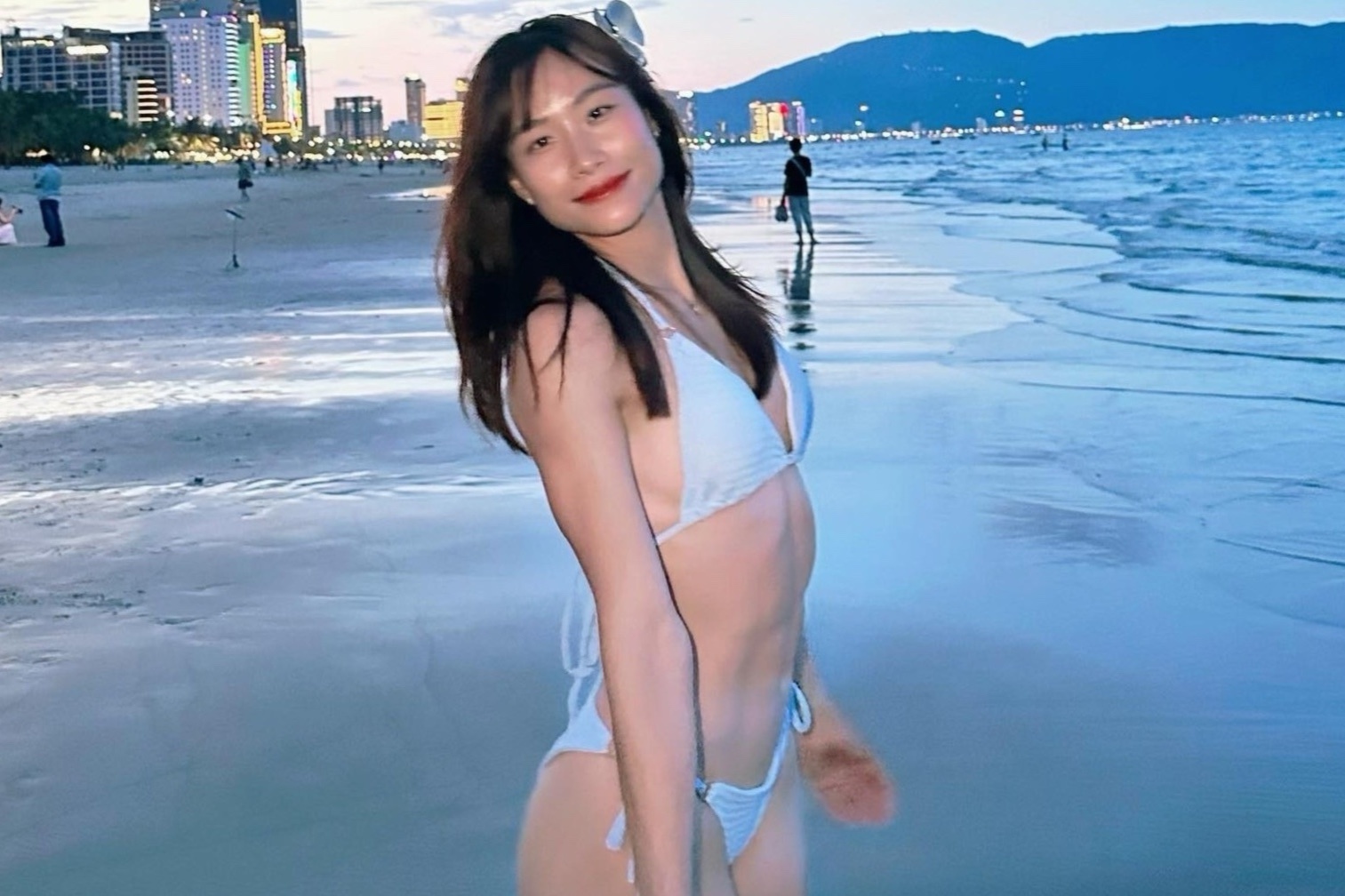 Sac voc 'hot girl dien kinh' du SEA Games 33 hinh anh