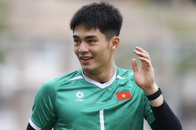 Tin nhan 'gay bao' cua thu mon cao 1,91 m voi TikToker trieu fan hinh anh