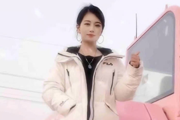 Nhan sac gay sot cua 'nu hoang may xuc' Trung Quoc hinh anh