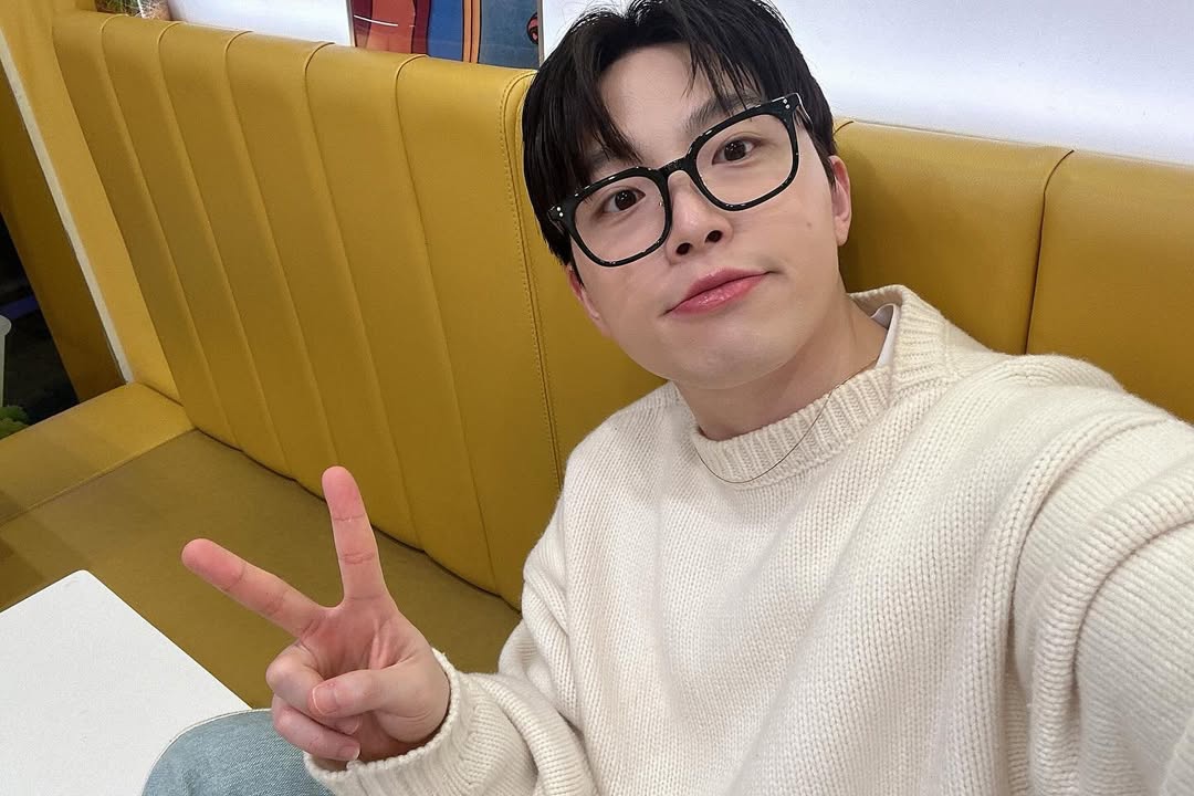 YouTuber trieu fan linh an tu vi dot nhap nha, hanh hung ban gai hinh anh