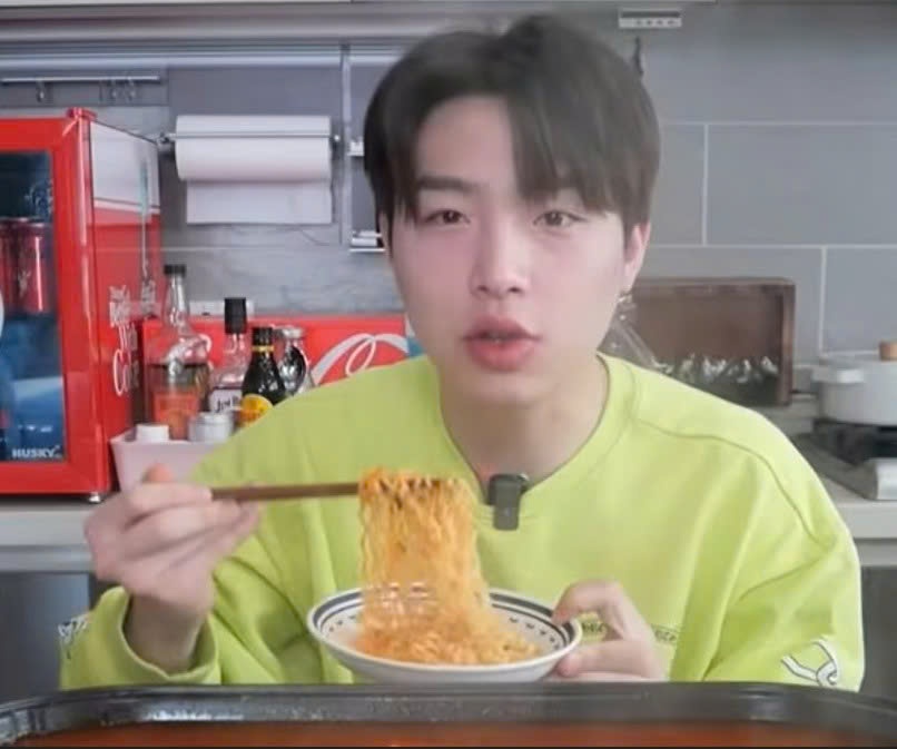 youtuber trieu fan anh 1