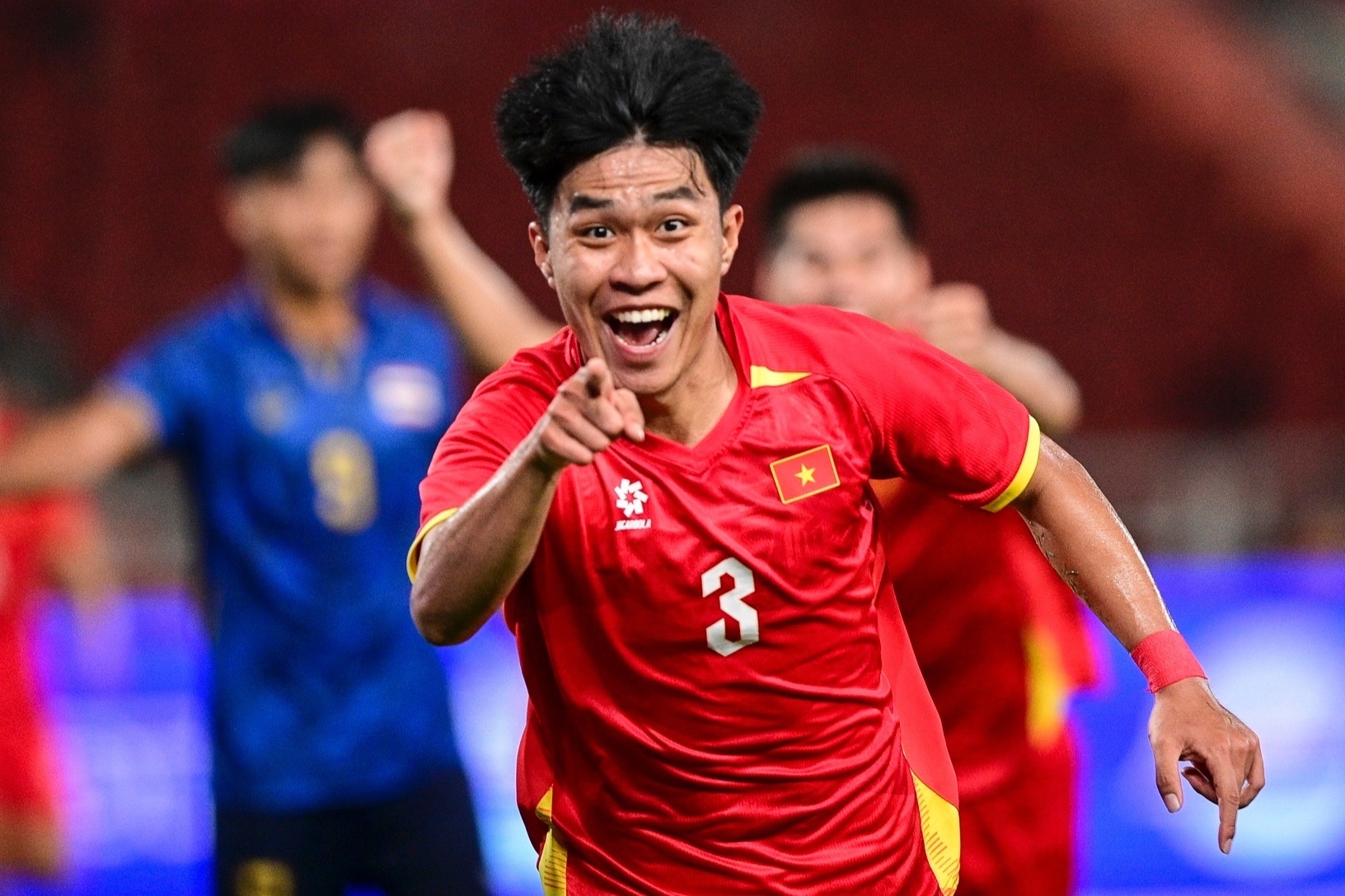 Khuat Van Khang binh chon Ly Duc la dong doi 'hai huoc nhat' hinh anh