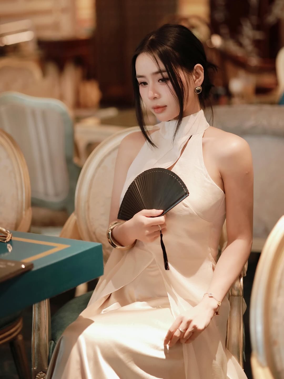 ban gai cau thu anh 7