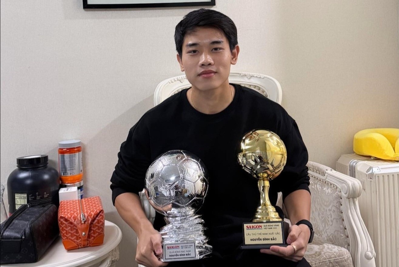 Dinh Bac khoe 'thanh qua nho' gay sot hinh anh