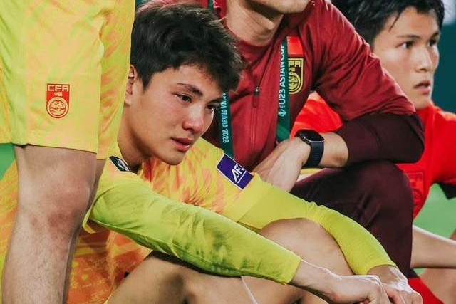 Thu mon Li Hao xin loi hinh anh