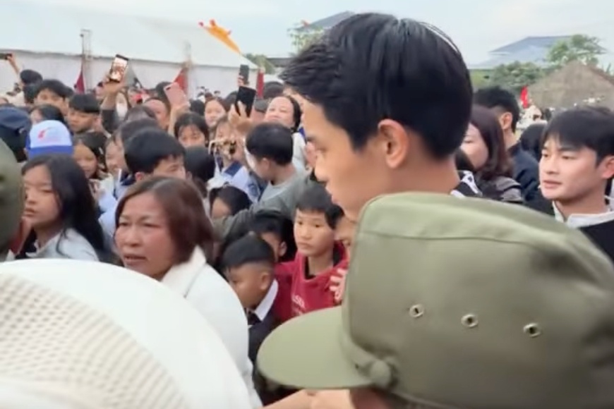 Canh 'vo tran' o bua tiec tri an nha Dinh Bac hinh anh