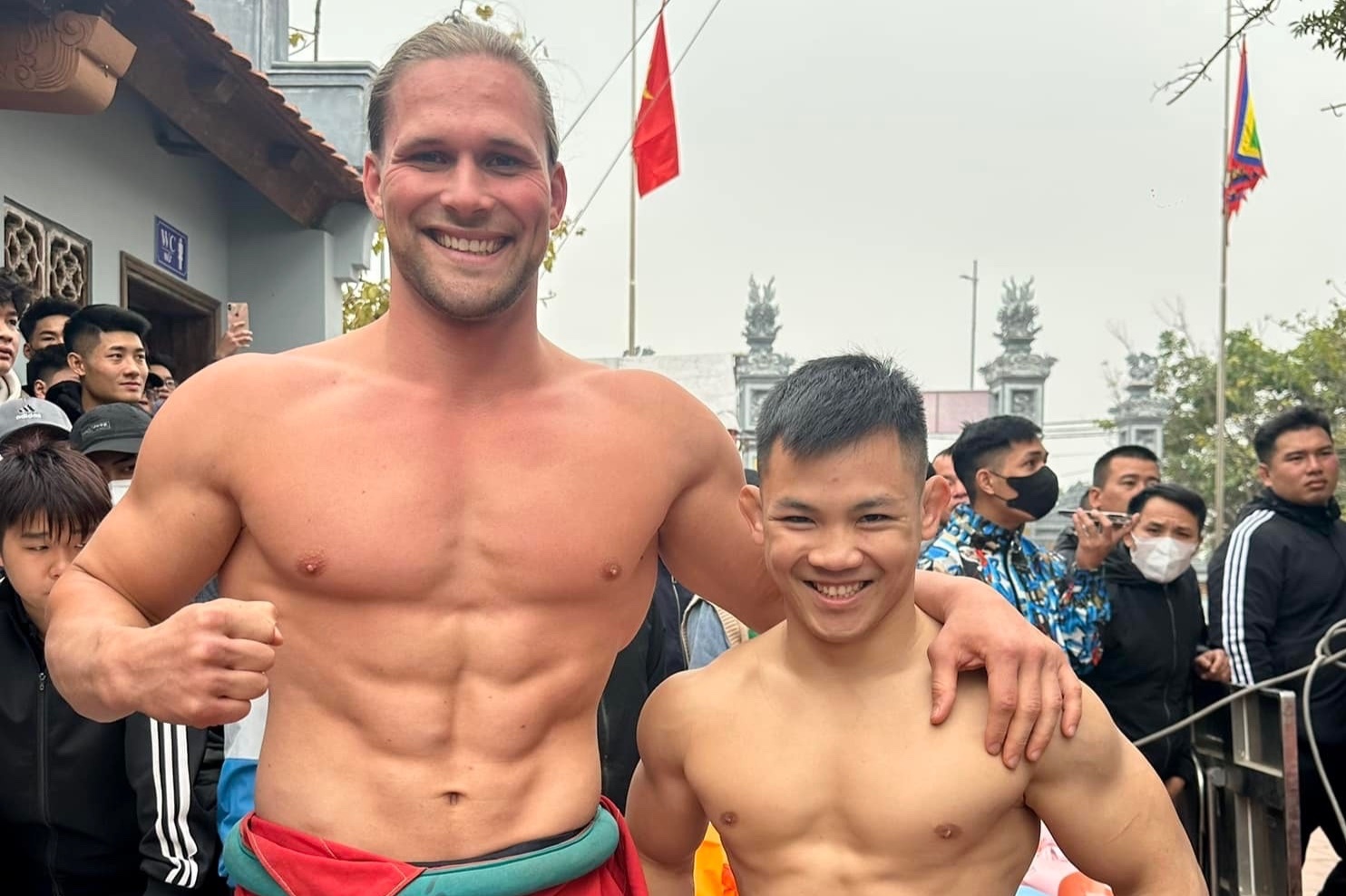 Do vat Belarus an Tet Viet, hao huc can quet hoi lang hinh anh