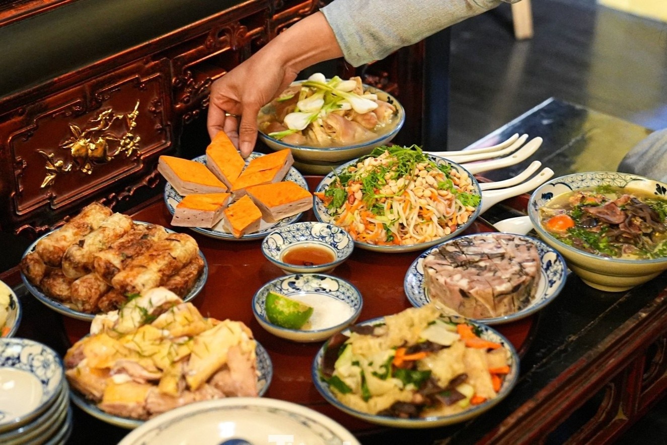 Ngay dep, gio lanh de cung Tat nien hinh anh