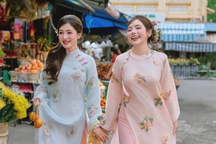 Huong tot, gio dep xuat hanh mung 1 Tet Binh Ngo 2026 hinh anh