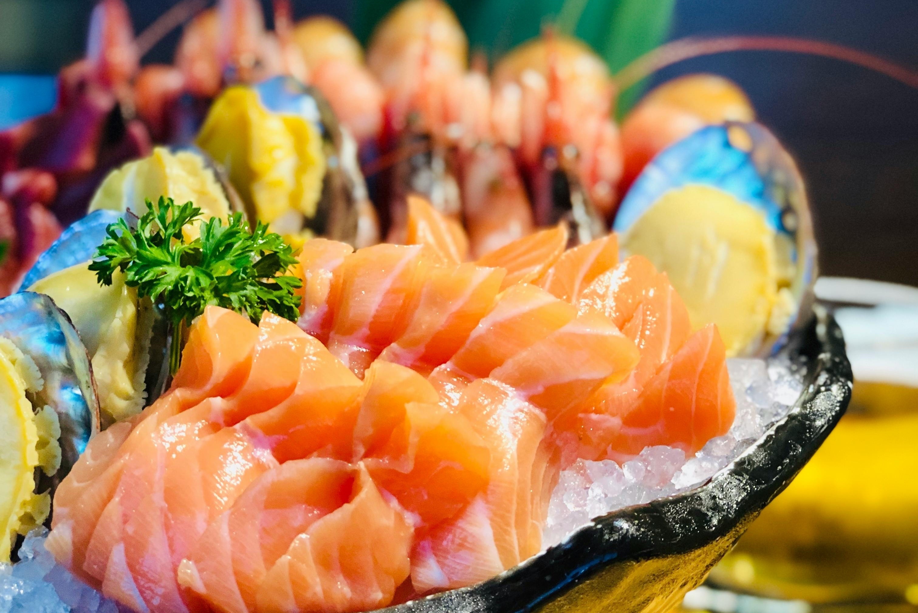 Vi sao nguoi Nhat an ca song ma khong so nhiem khuan? hinh anh