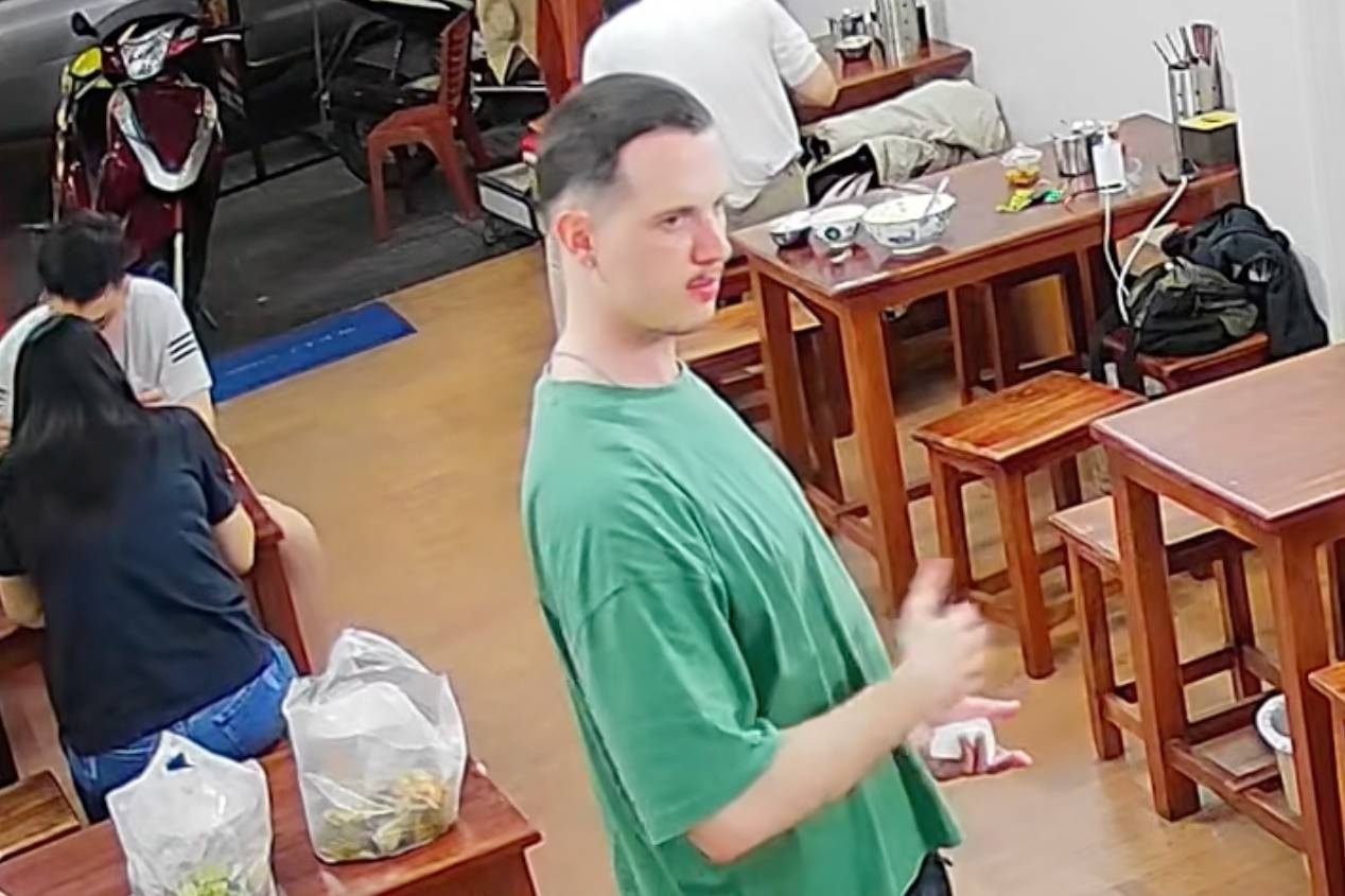 Cau noi cua khach Tay sau khi an bun bo o Da Nang gay sot hinh anh