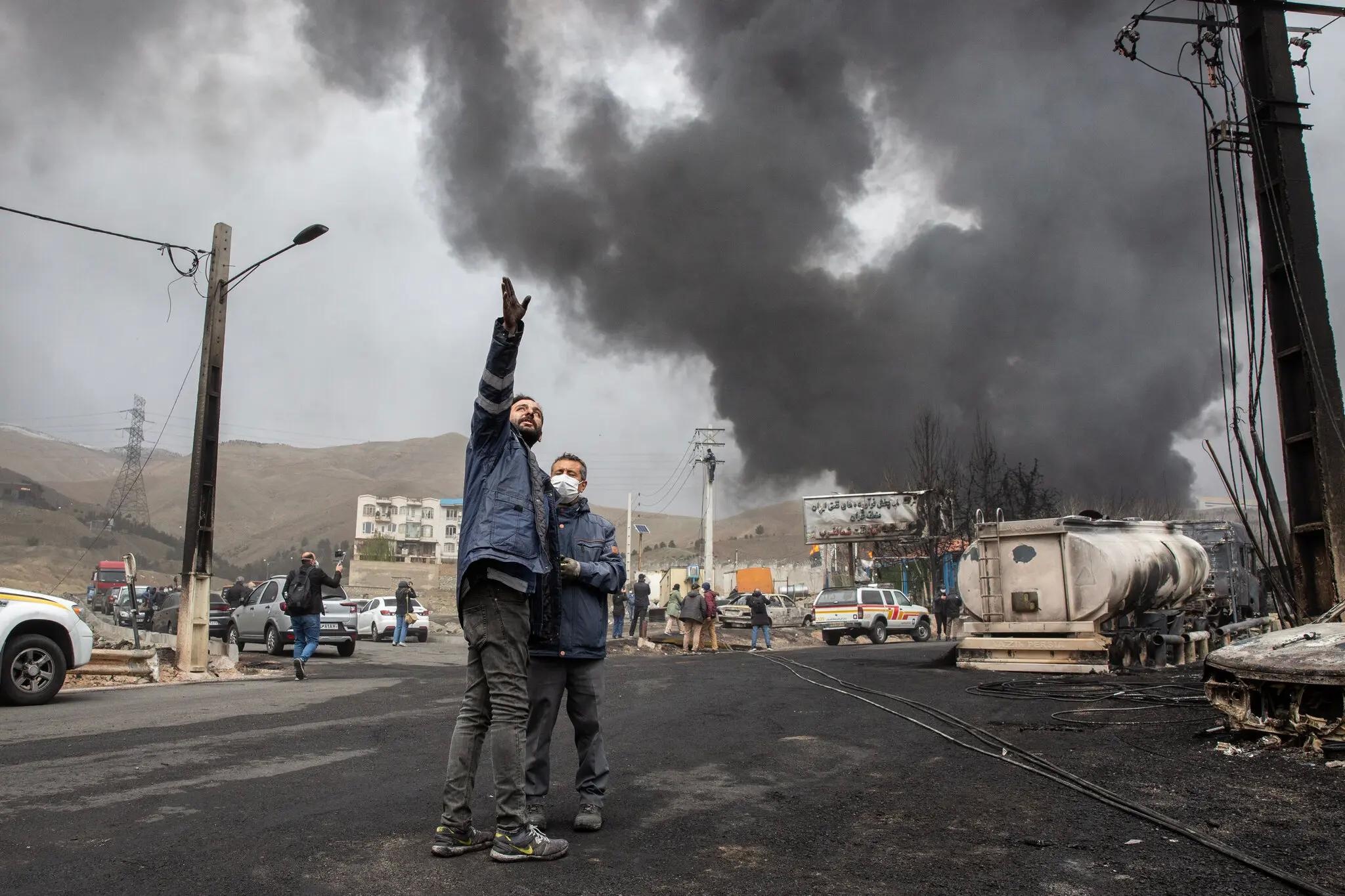 The gioi nay da rat khac chi sau mot tuan hinh anh