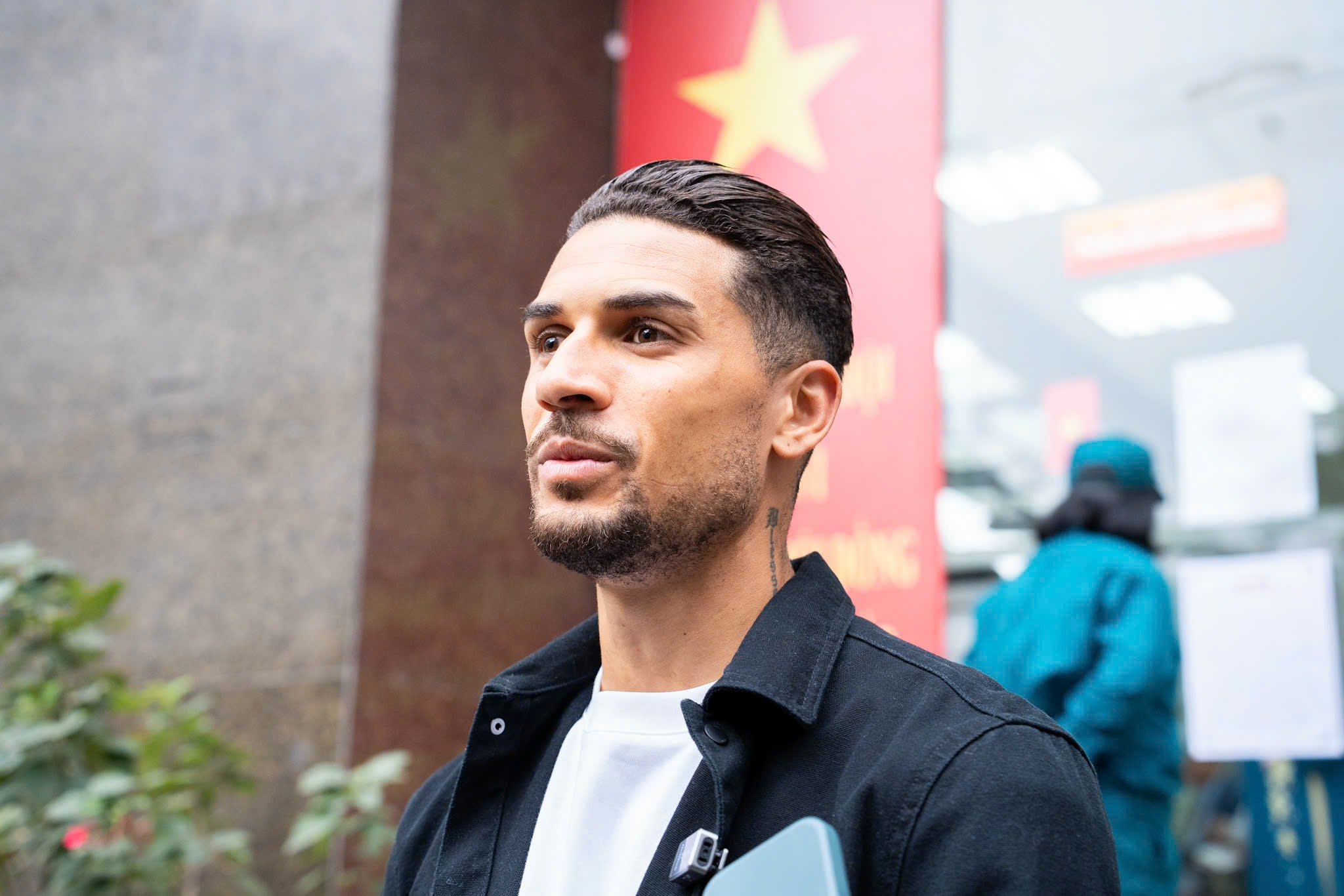 Cau thu nhap tich Do Hoang Hen di bau cu hinh anh