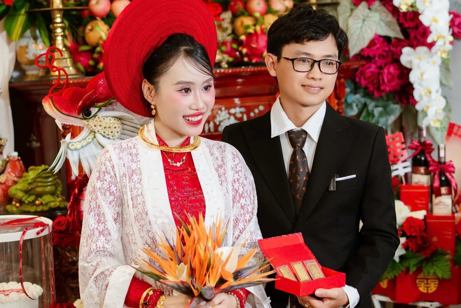 Chu re TP.HCM tang vo 3 cay vang tich cop suot 4 nam hinh anh