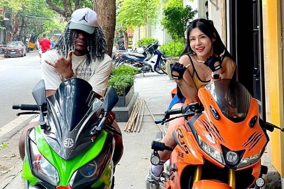 Co gai Viet 'cua do' chang Cuba kem 9 tuoi tu tin nhan o phong gym hinh anh