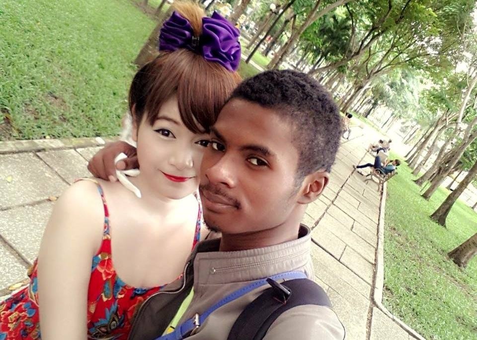 Cap dua lech dinh dam Campuchia da ly hon hinh anh