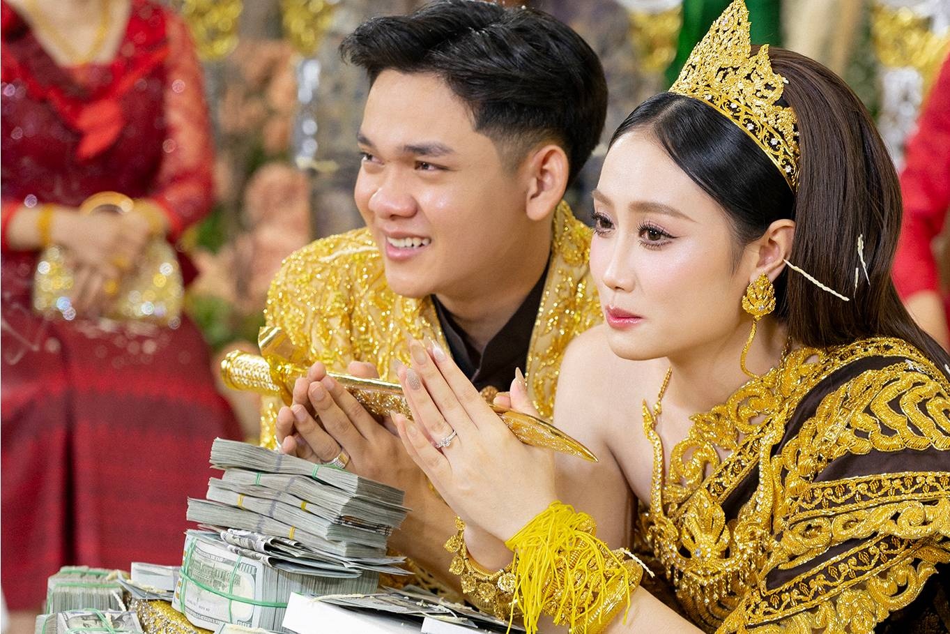 'Co dau 35 ty' Tay Ninh va thieu gia Campuchia truoc khi chia tay hinh anh