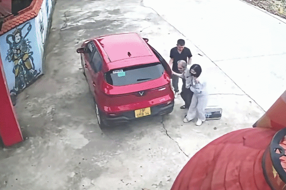 Chinh quyen dia phuong len tieng vu cu ong bi bo o cua chua Hai Phong hinh anh