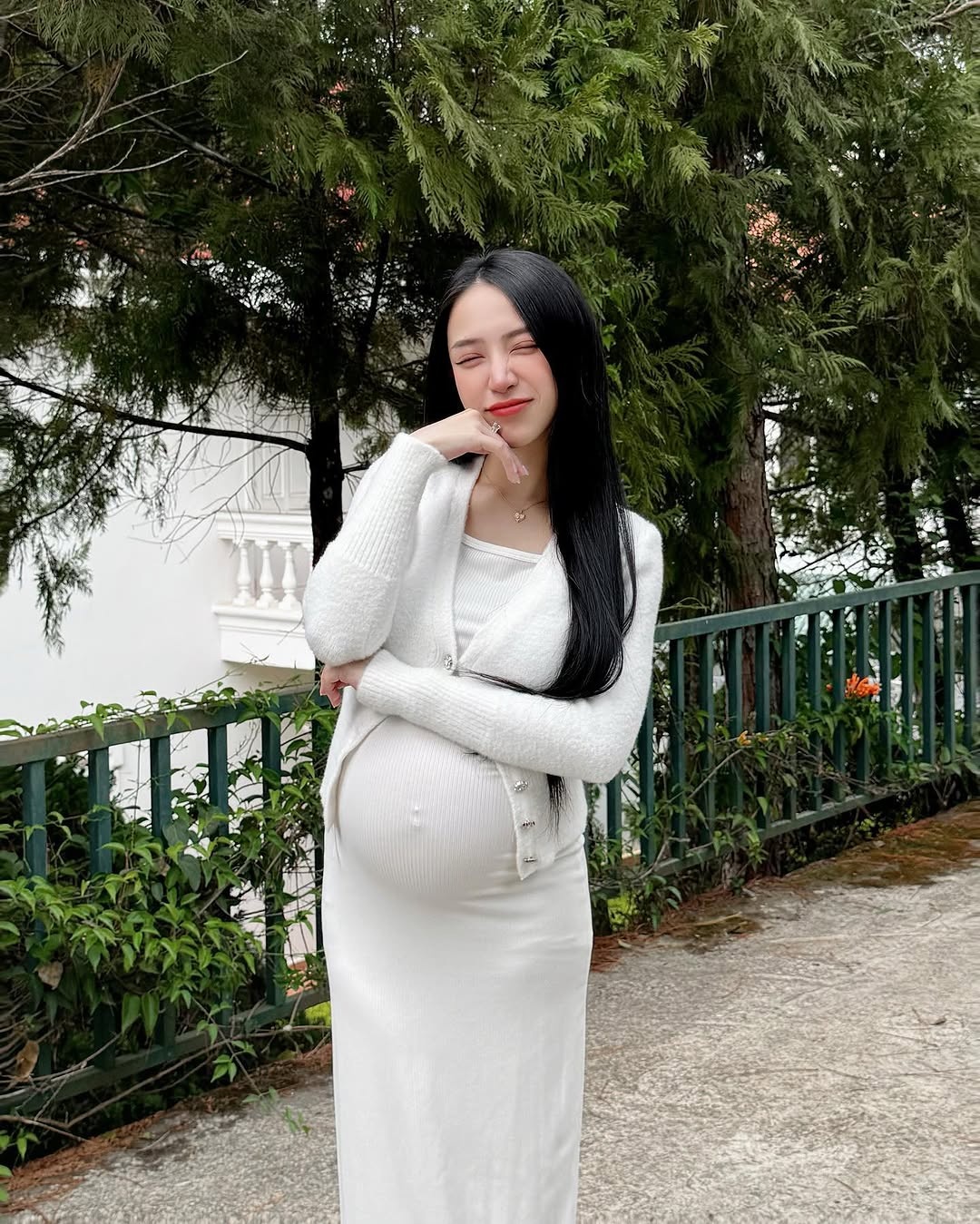 joyce pham anh 8
