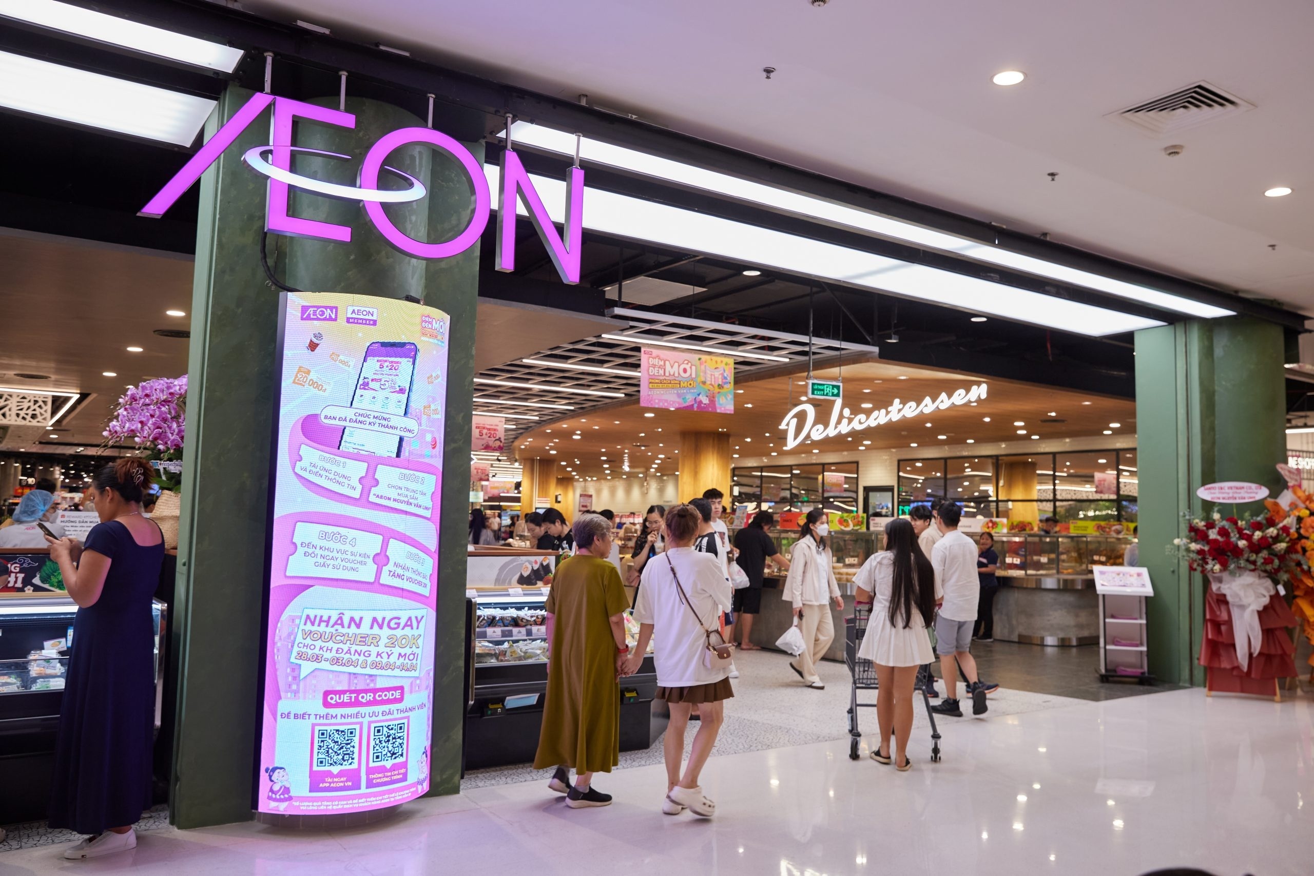 Vi sao loi xin loi cua Aeon Mall thoi bung gian du? hinh anh