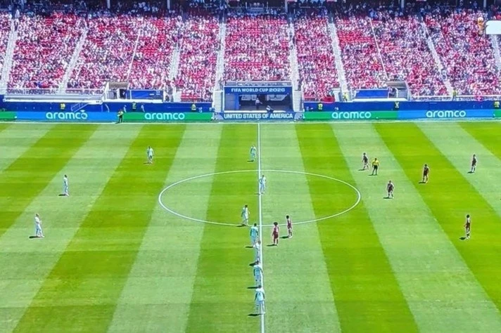 FIFA lai 'muoi mat' sau tran Qatar - Thuy Si hinh anh