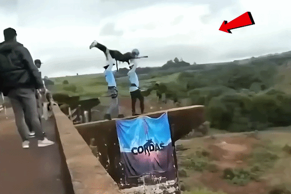 Tiet lo bat ngo vu co gai nhay bungee tu vong vi quen moc day an toan hinh anh