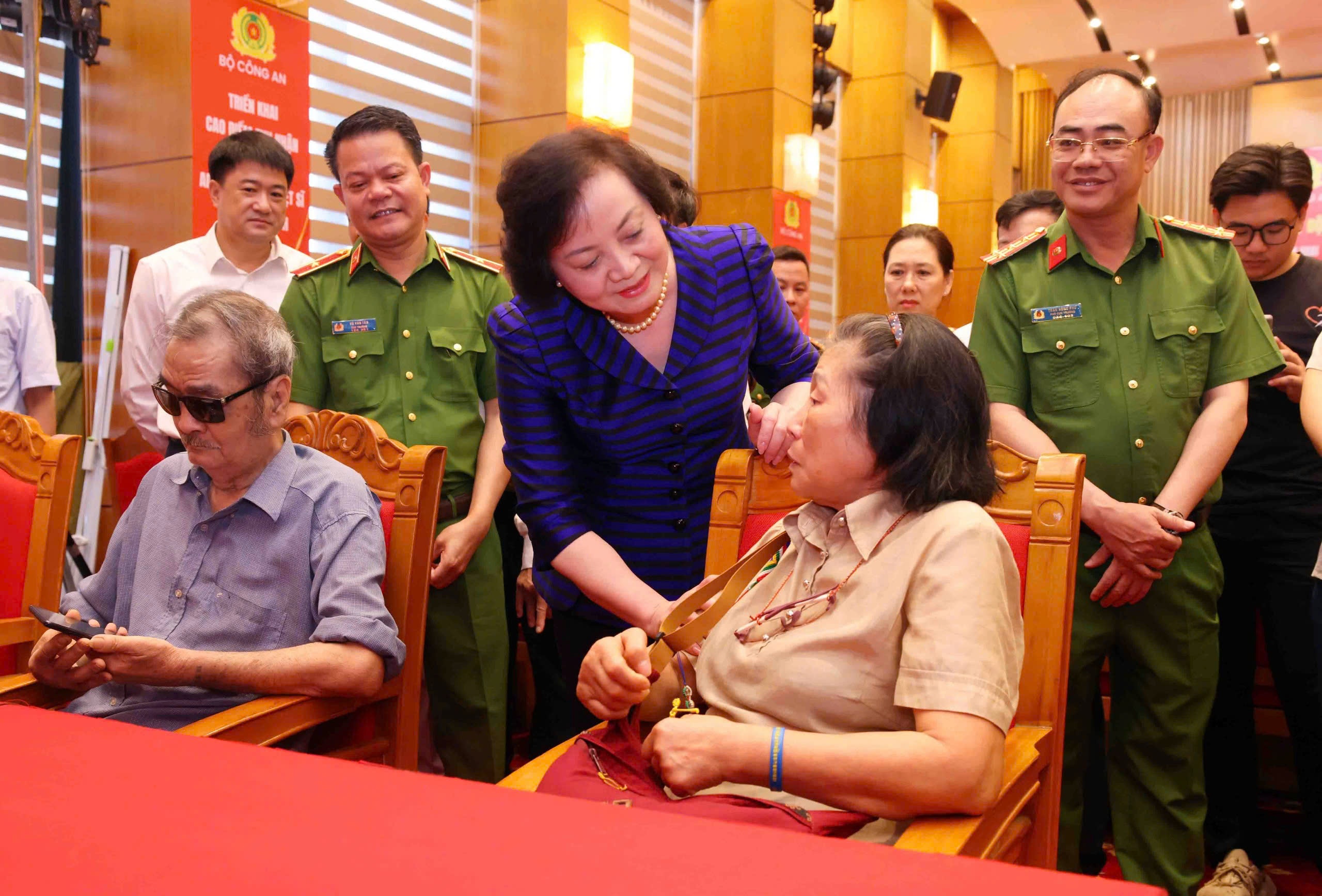 liet si anh 4