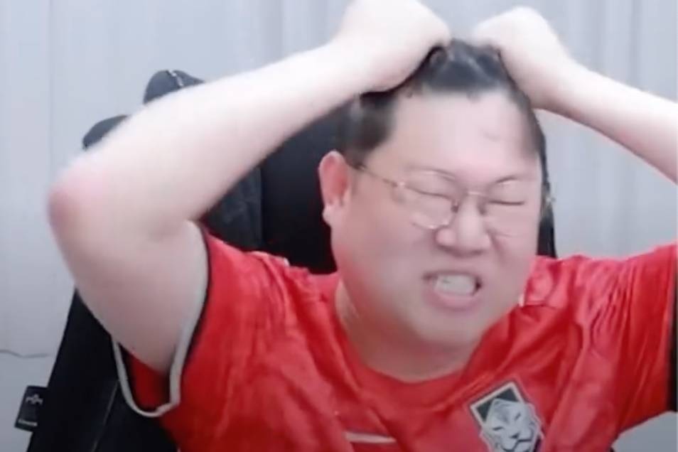 Co dong vien Han Quoc vo dau, but toc vi gian du hinh anh