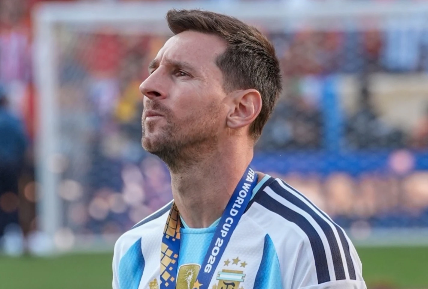 Messi chúc mừng Tây Ban Nha vô địch World Cup