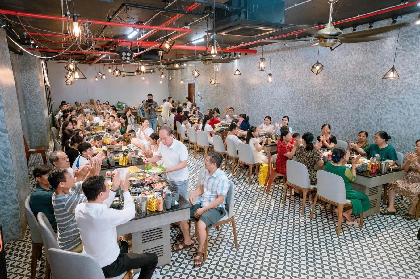 đại gia đ&igrave;nh ảnh 2