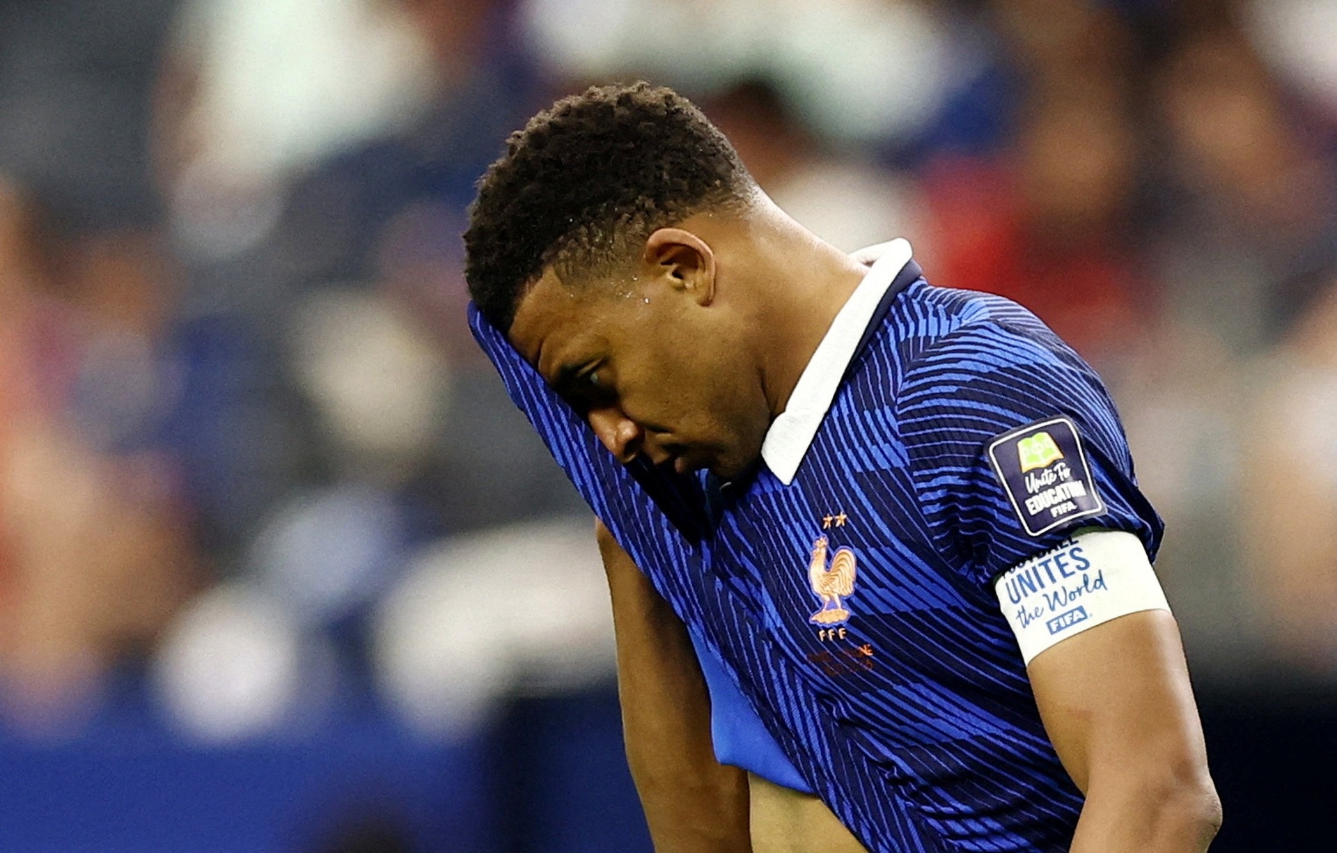 Mbappe viết tâm thư sau thất bại ở World Cup