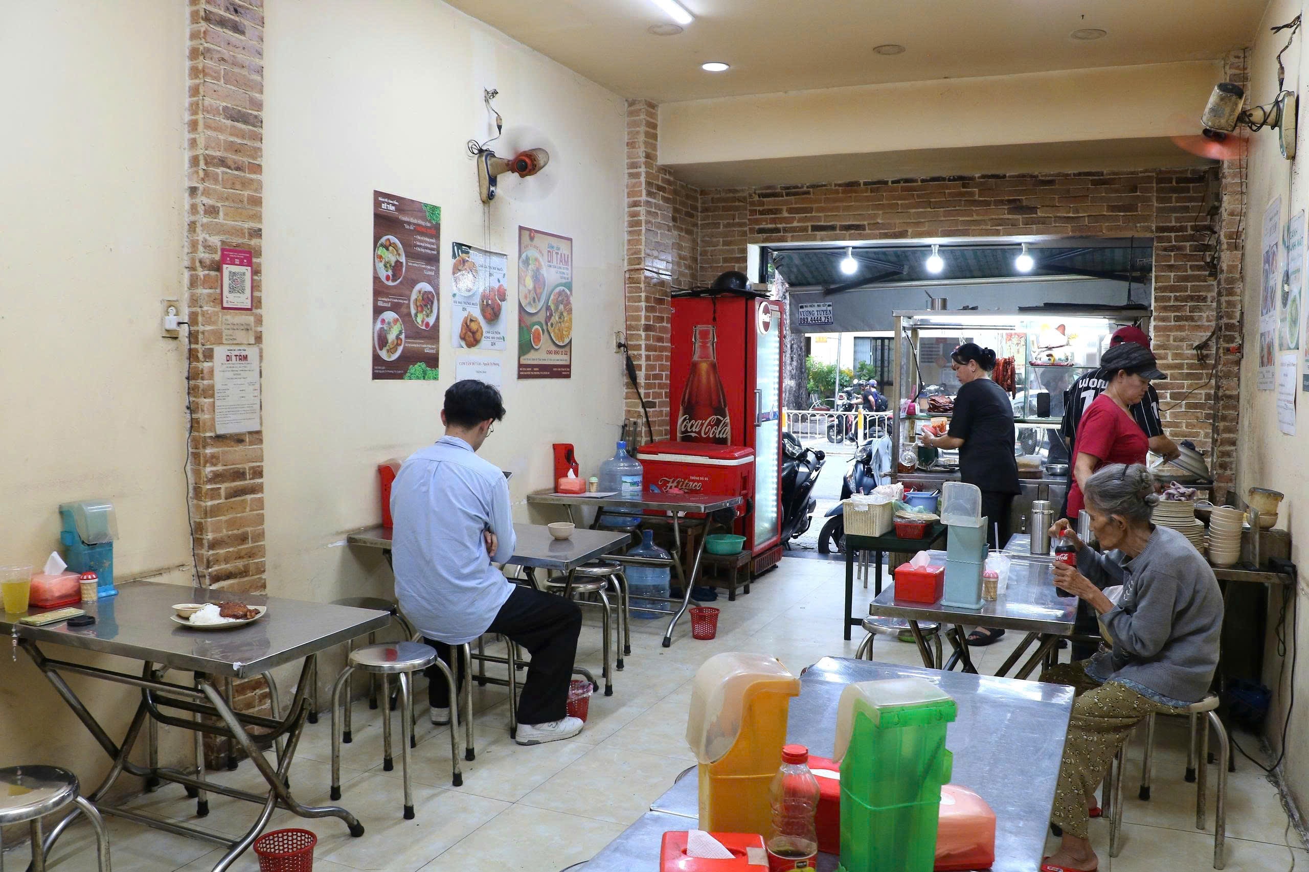 giảm gi&aacute; ảnh 5