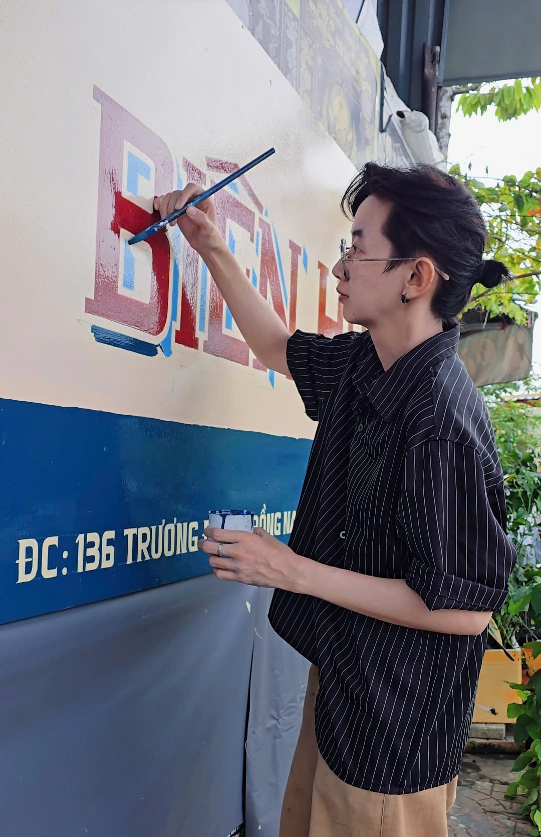 bảng hiệu ảnh 2