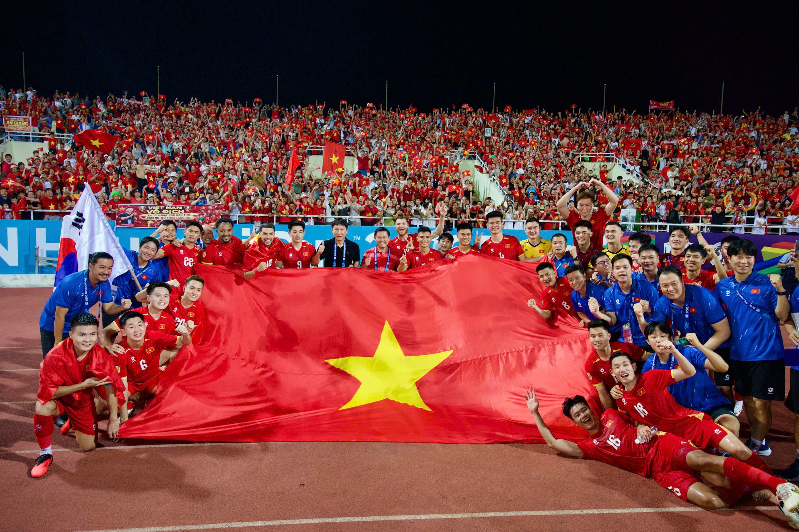 v&ocirc; địch ảnh 12