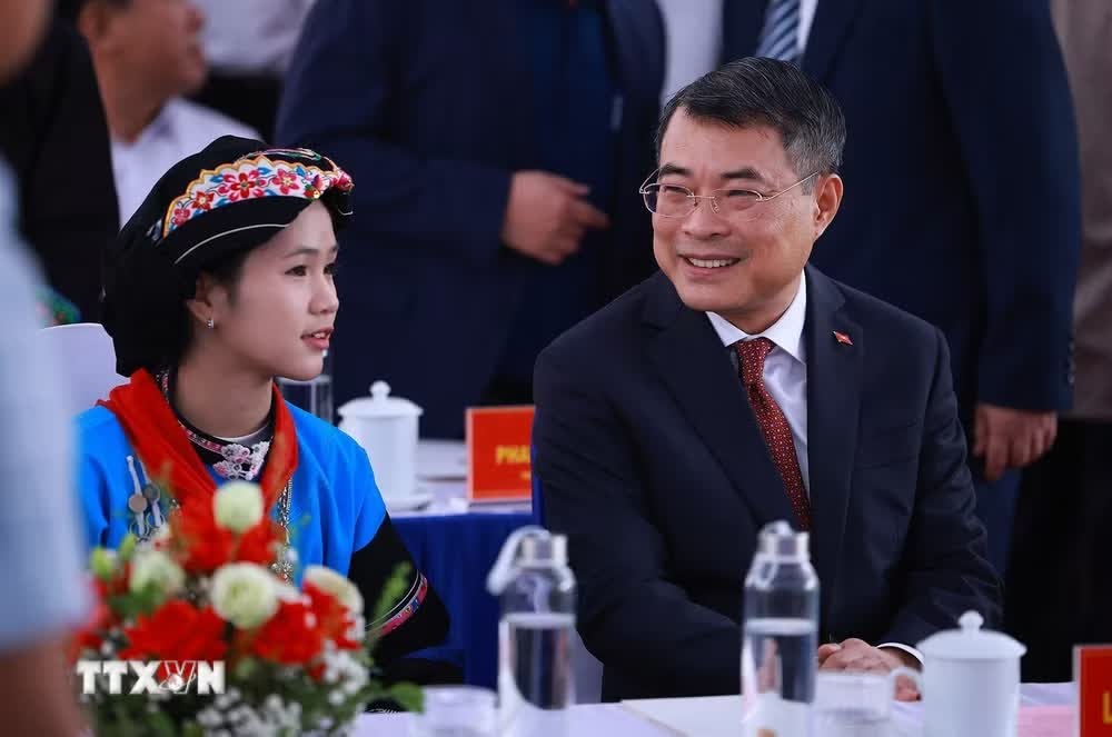 khai giảng ảnh 3