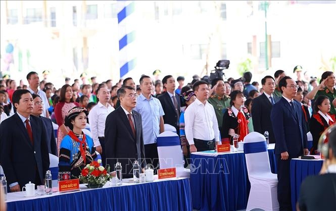 khai giảng ảnh 3
