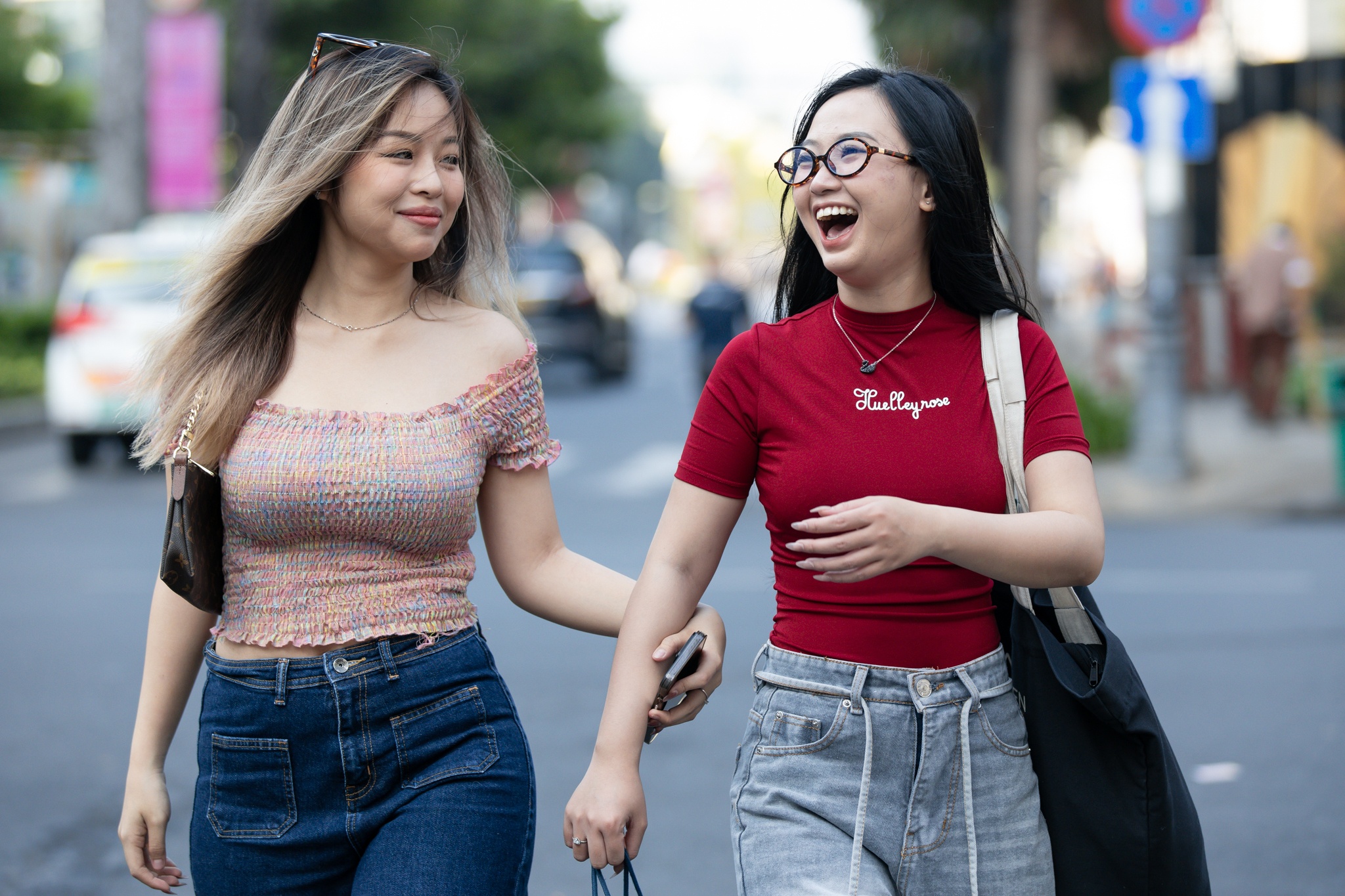 Điều gì xảy ra khi bạn tin người khác hiểu mình hơn chính mình?