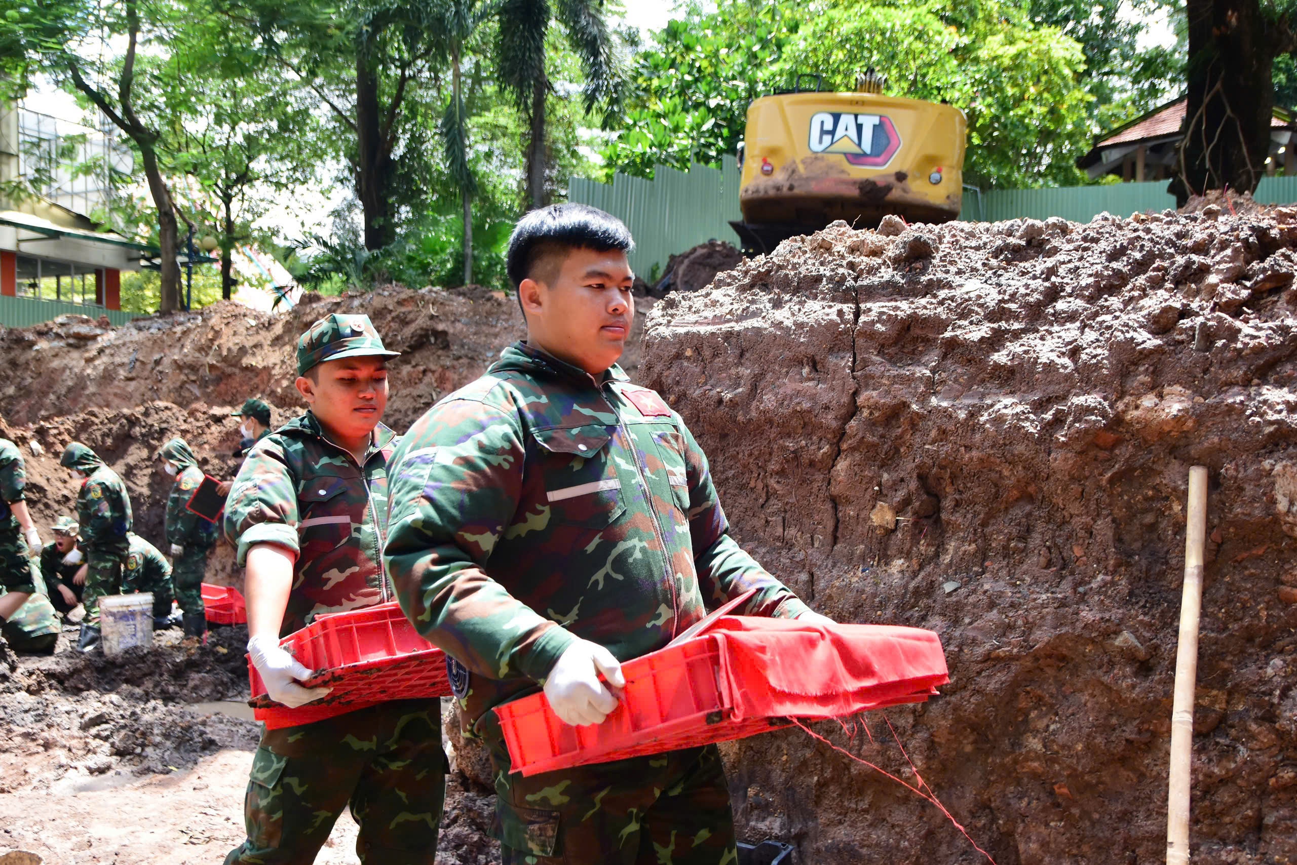 l&ecirc; thị ri&ecirc;ng ảnh 3