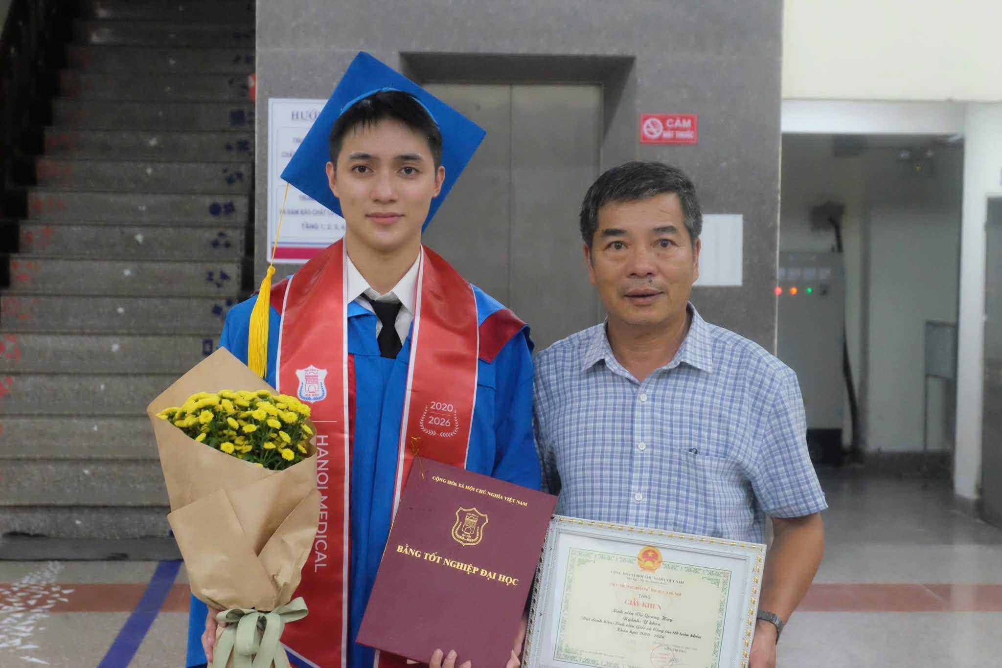 b&aacute;c sĩ ảnh 5
