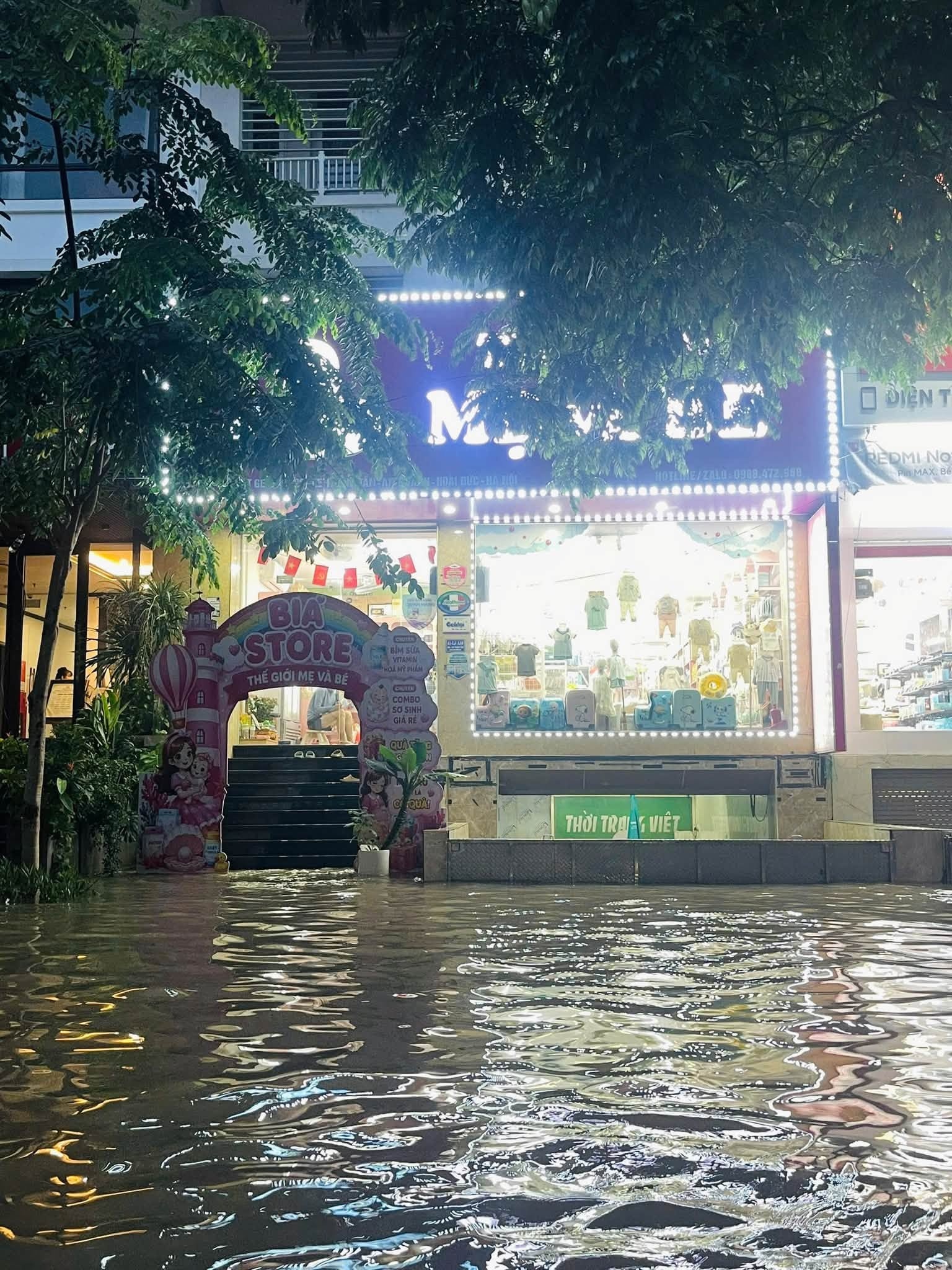 ngập ảnh 2 ngập ảnh 2