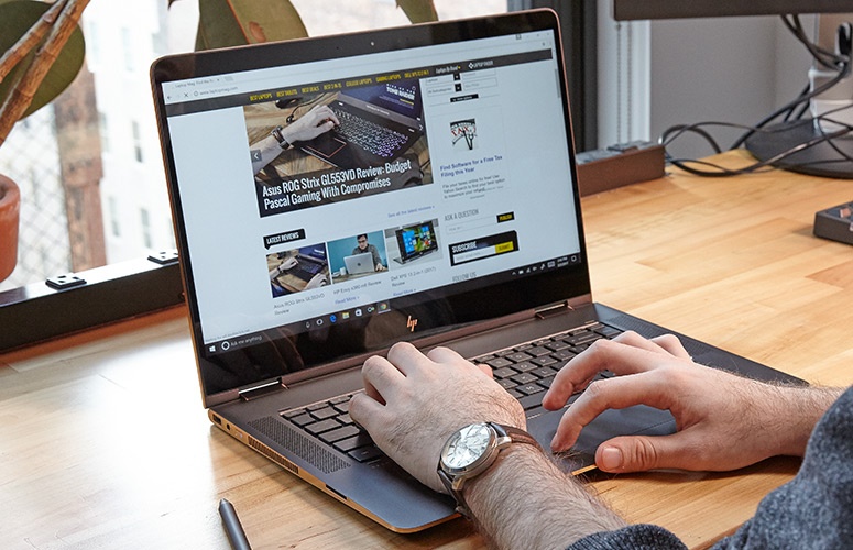 laptop mong nhe tot nhat 2018 anh 1