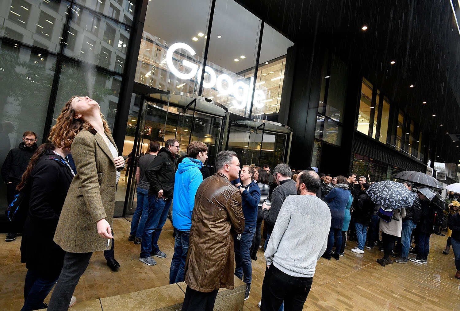 nhan vien google dinh cong anh 6