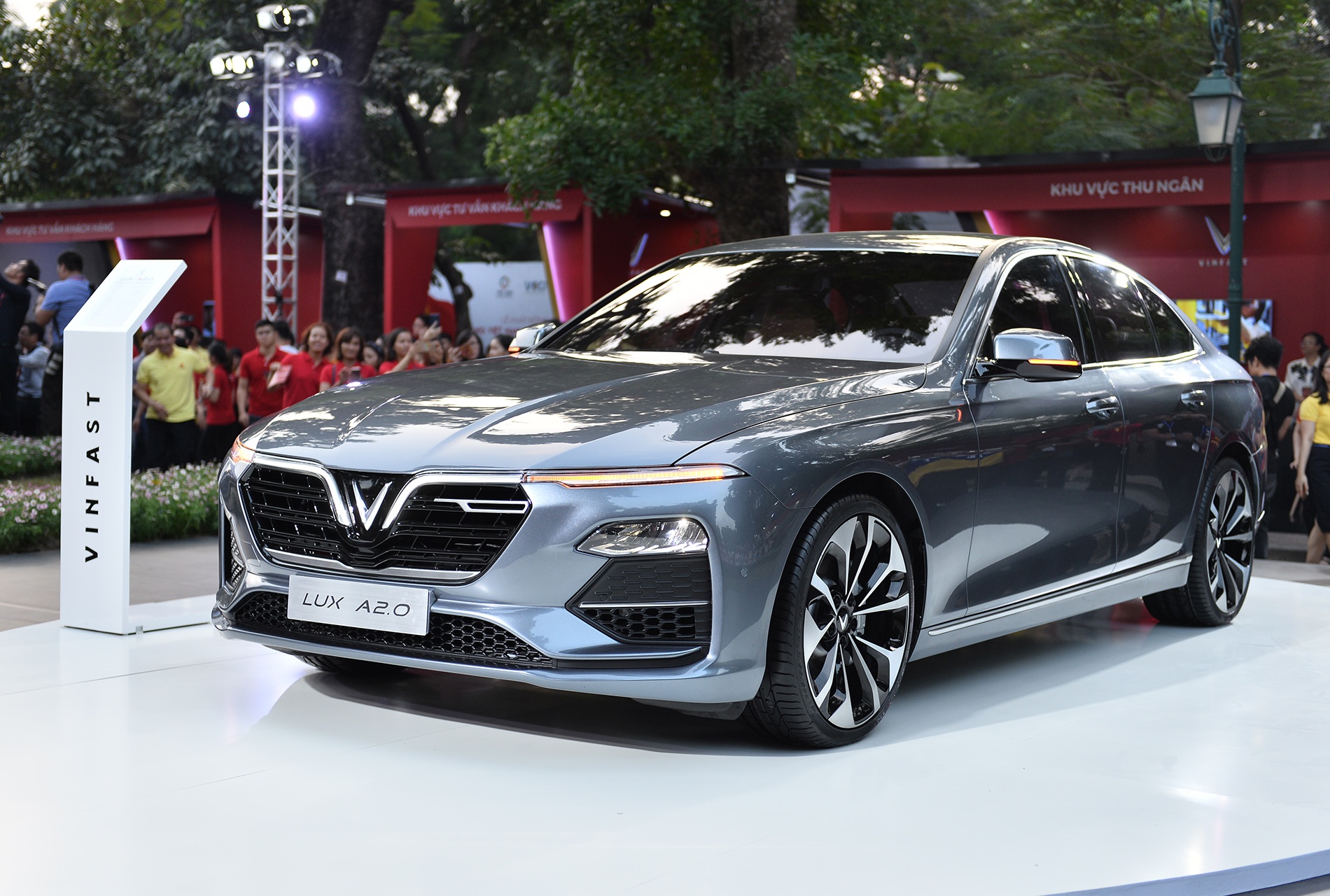 xe VinFast giam gia anh 1