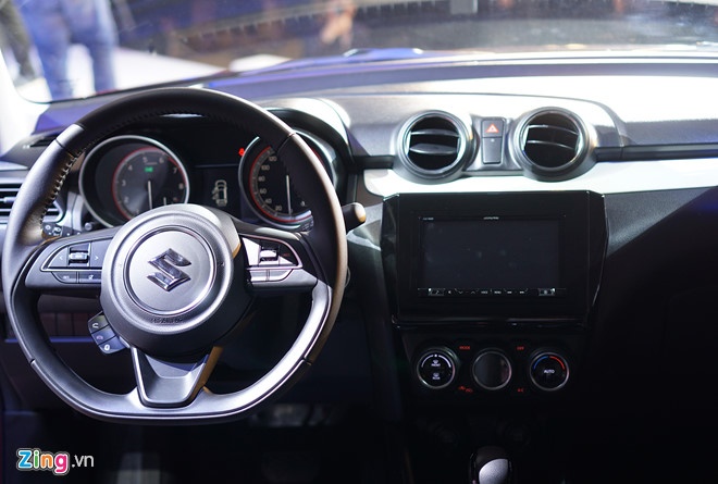 Suzuki Swift 2018 dong co yeu hon va van khong co can bang dien tu anh 4