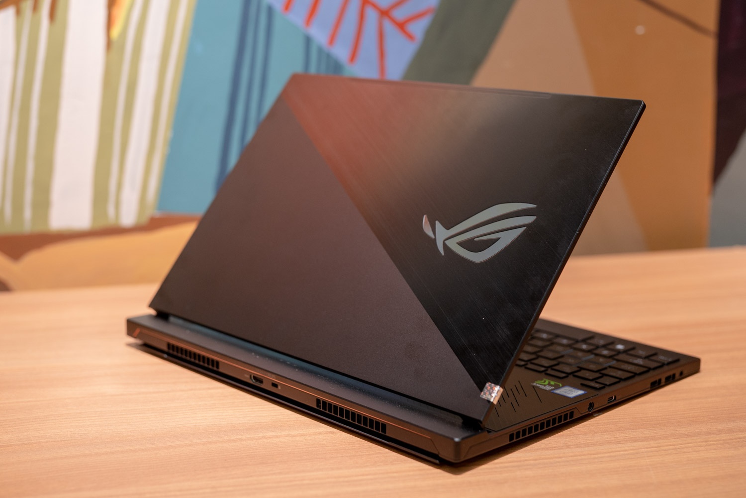 Danh gia ROG Zephyrus S anh 2