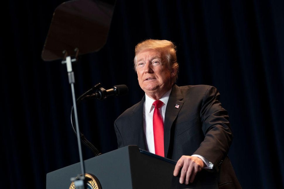 my cam thiet bi vien thong trung quoc anh 1