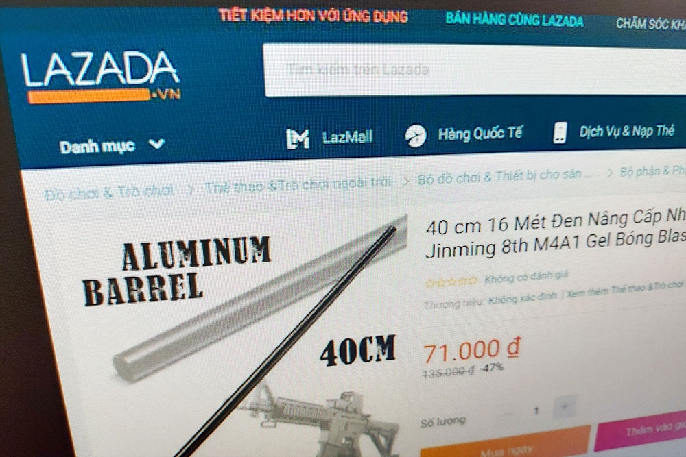 Rao ban thiet bi sung tran lan: Lazada thua nhan bi shop 'qua mat' hinh anh